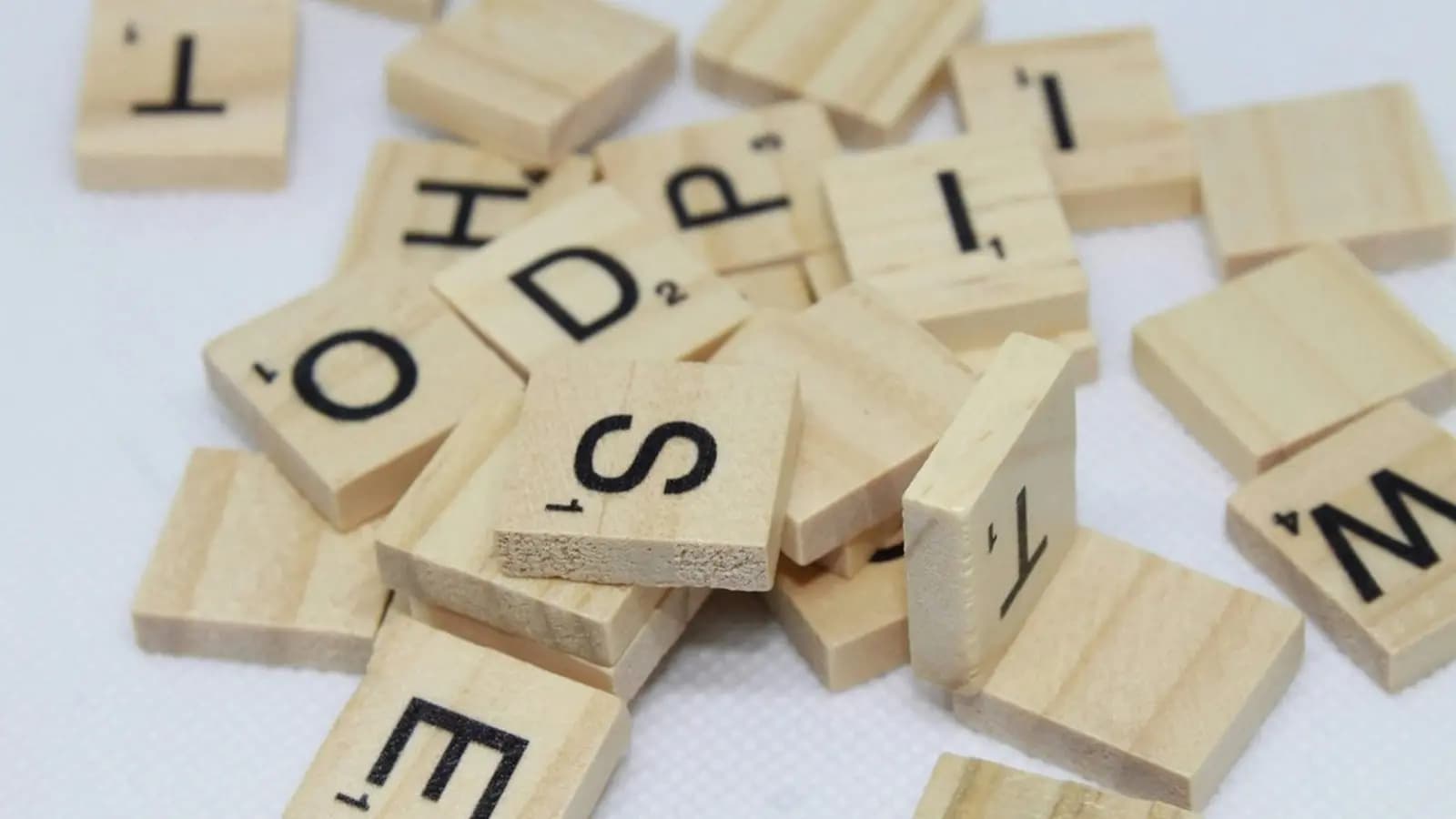 Errores de texto en sistemas RAG: tipografías, OCR y limitaciones de corrección