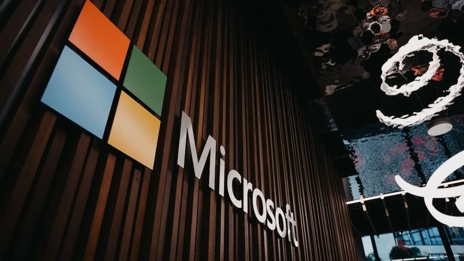 Microsoft revela 973 vulnerabilidades en Patch Tuesday