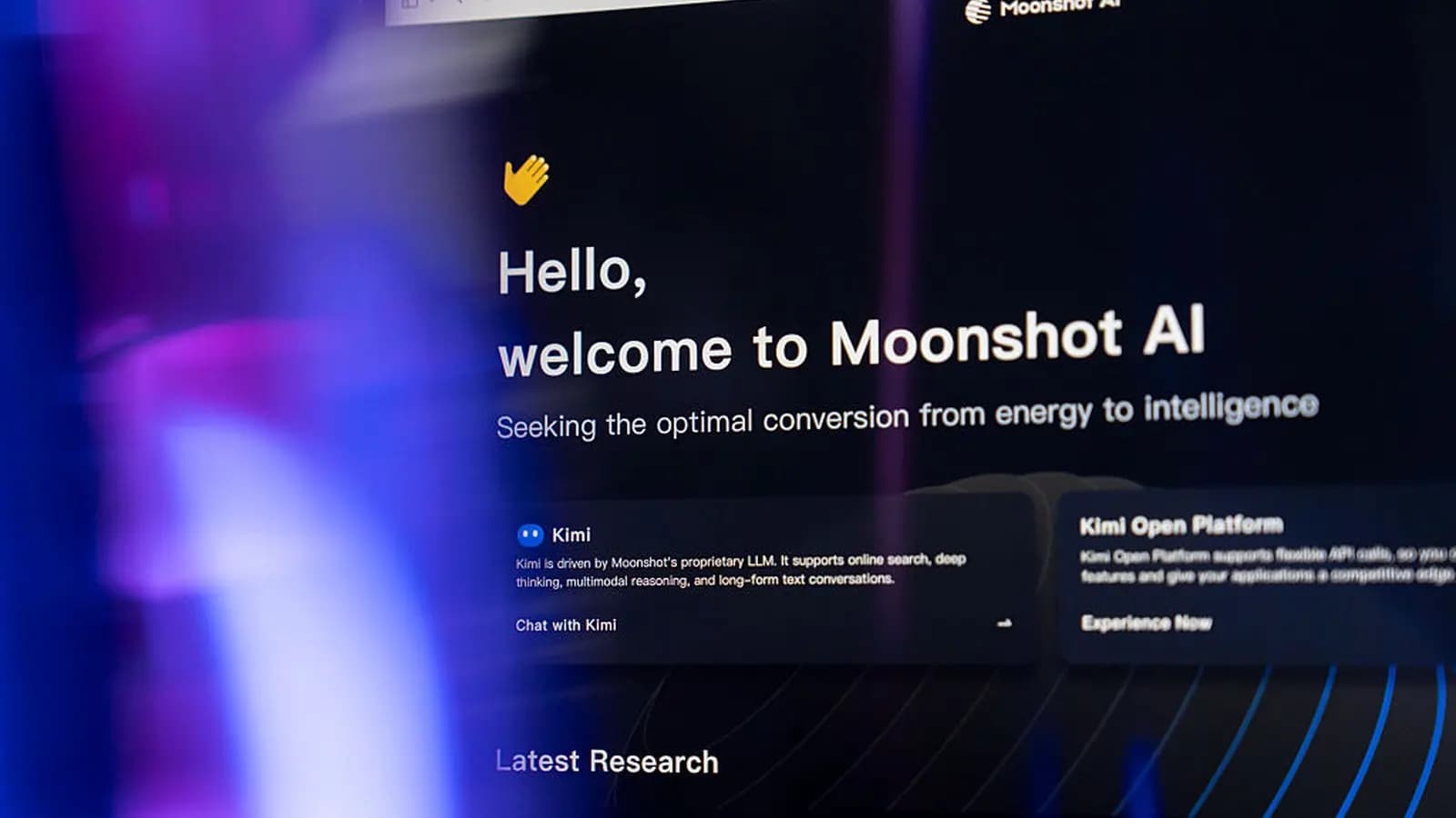 Moonshot AI lanza Kimi y reaviva debate sobre IA china y competencia global