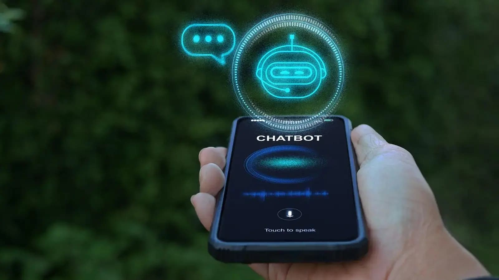 OpenAI enfrenta demanda de Apple y retos en su plan de hardware IA